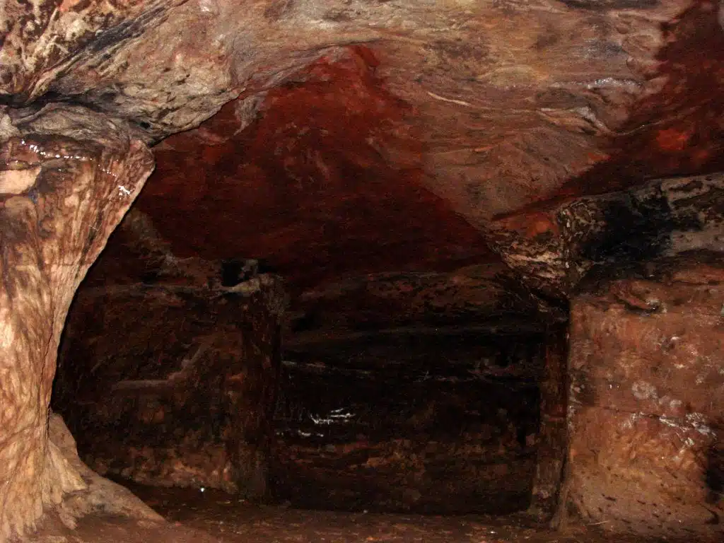 Wallace's Cave