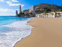 El Postiguet beach