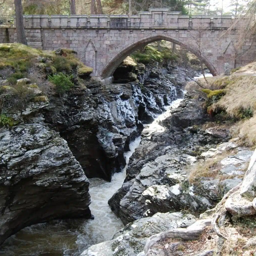 photo of Linn O' Dee