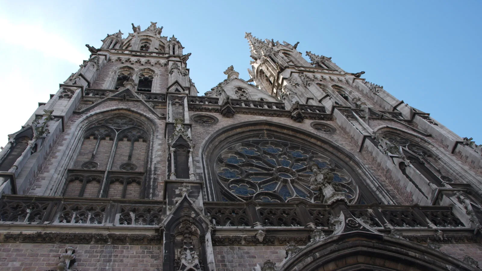 Sint-Petrus-en-Pauluskerk