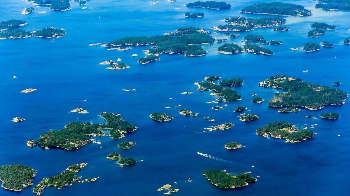 Islands In Sweden