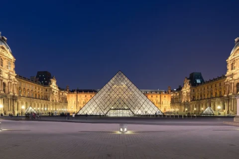 Louvre Museum